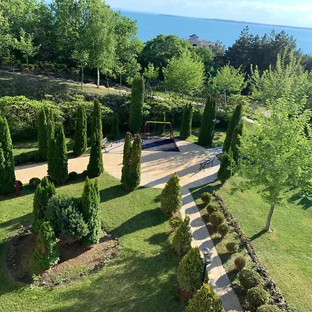 Sveti Vlas-sea Fort- Avalonia Апартамент *