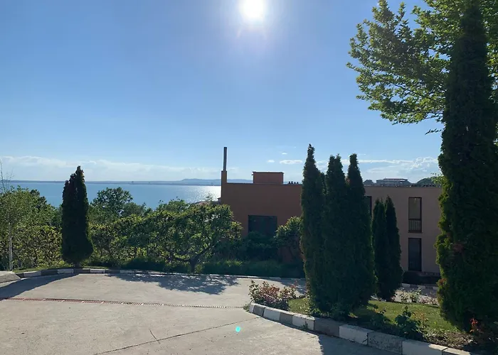 Sveti Vlas-sea Fort- Avalonia * Sweti Wlas