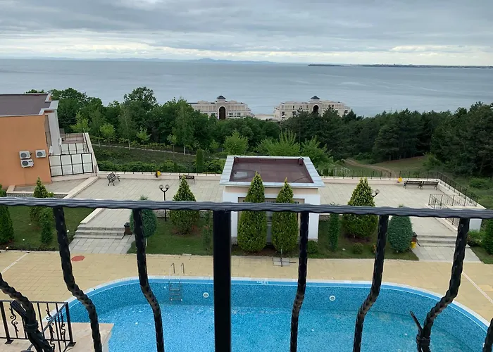 Sveti Vlas-sea Fort- Avalonia Sweti Wlas